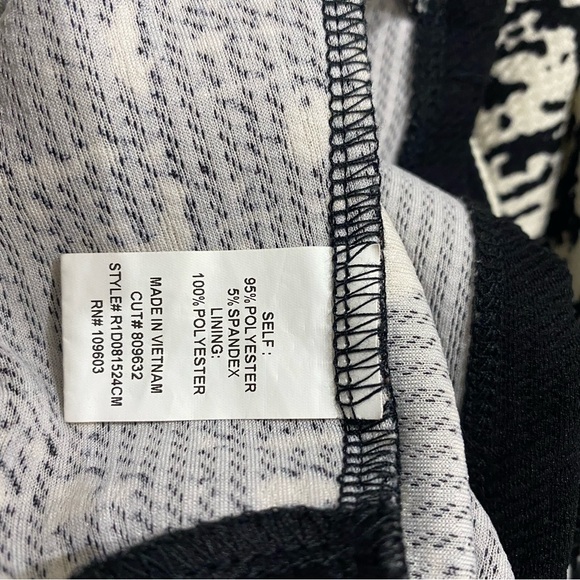 Chris McLaughlin Abstract Dress Tie Neck Size 16 - Picture 7 of 7